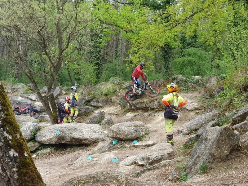 Loic et groupe jeunes 4 2025
